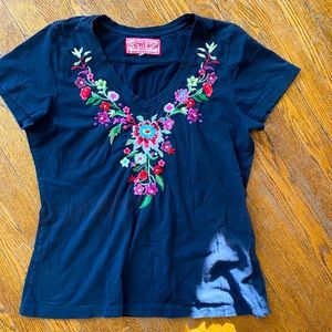 Johnny Was JWLA t-shirt